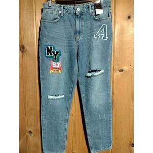 No Boundaries New With Tag mom jeans size 11 patches destroyed